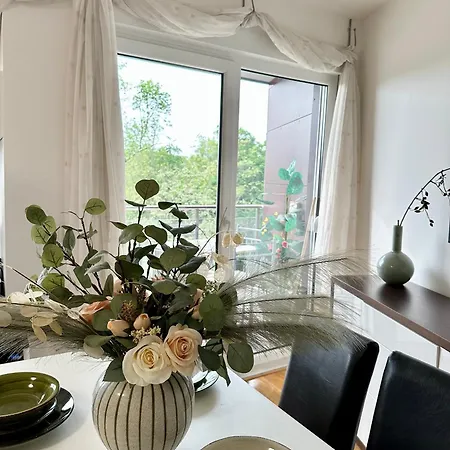 Apartment Floresta - In Front Of Japanese Garden, Enchanting Nature View, Spotless And Cozy *