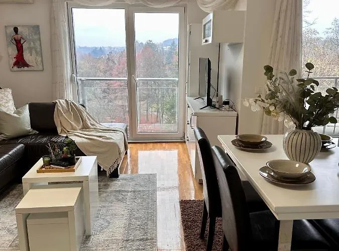 Lejlighed Prelep Pogled, Elegantan Komfor Blizu Centra, Besplatan Parking, Floresta *